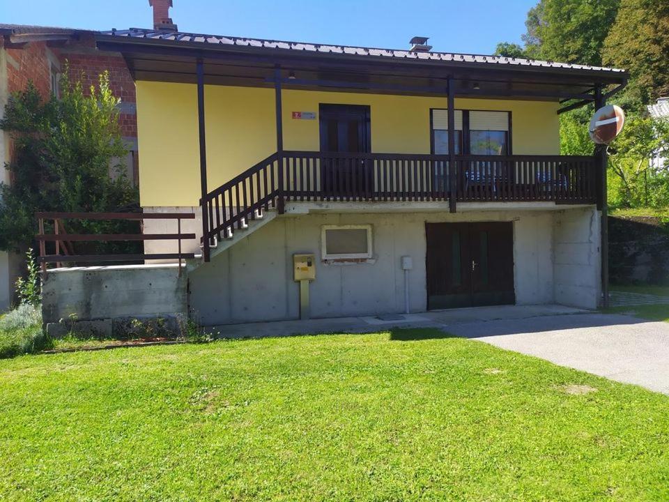 Hisa Belin Villa Podbela Exteriör bild