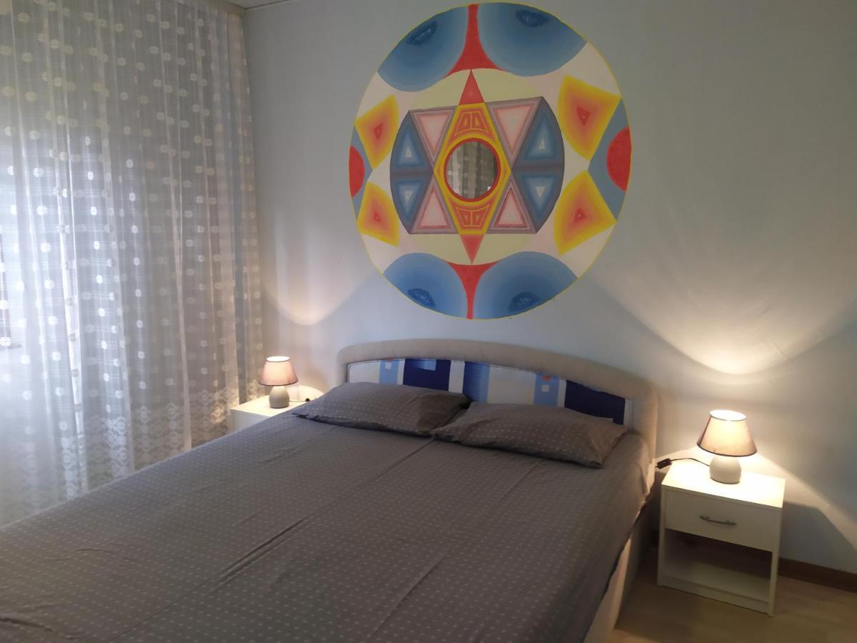 Hisa Belin Villa Podbela Exteriör bild